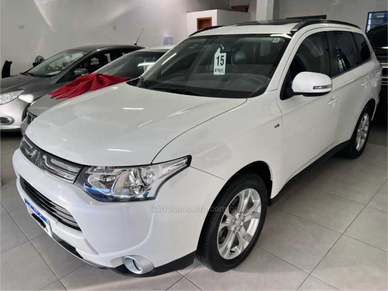 outlander 3.0 gt 4x4 v6 24v gasolina 4p automatico 2015 carlos barbosa