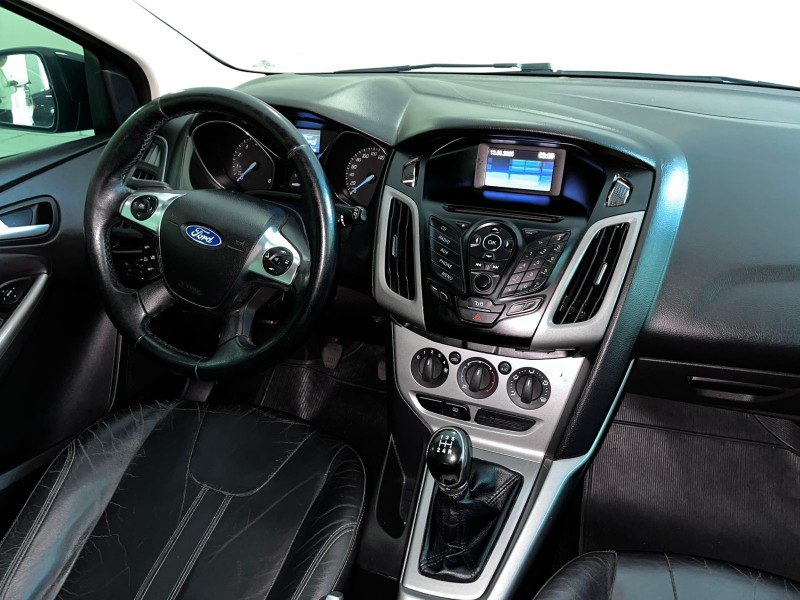 FOCUS 1.6 SE 16V FLEX 4P MANUAL - 2014 - CAXIAS DO SUL