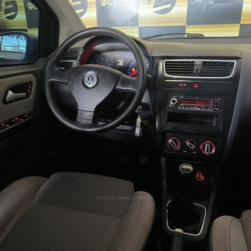 SPACEFOX 1.6 MI 8V FLEX 4P MANUAL - 2011 - PORTãO