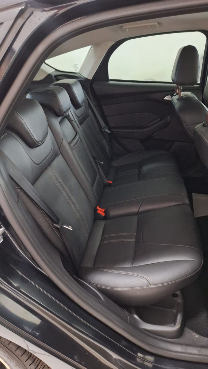 FOCUS 2.0 FC 16V GASOLINA 4P AUTOMÁTICO - 2015 - ESTRELA