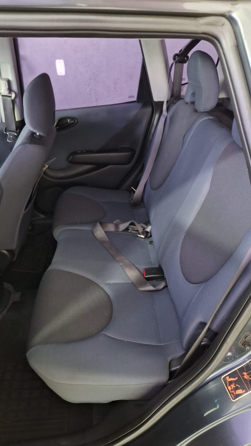 FIT 1.4 LXL 8V GASOLINA 4P MANUAL - 2005 - ESTRELA