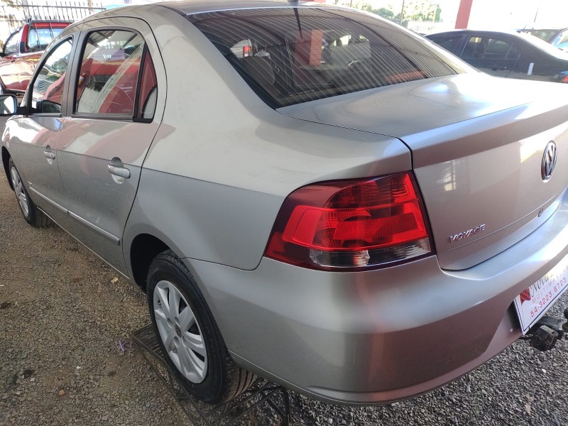 VOYAGE 1.0 MI TRENDLINE 8V FLEX 4P MANUAL - 2012 - CAXIAS DO SUL