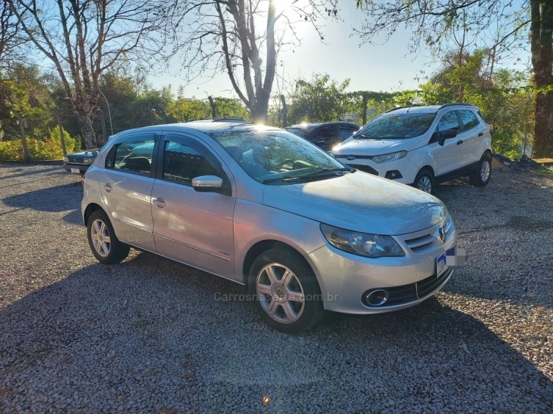GOL 1.6 MI POWER 8V FLEX 4P MANUAL G.V - 2011 - CARLOS BARBOSA