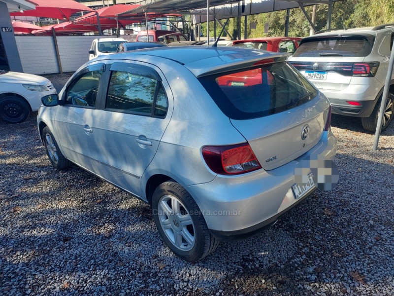 GOL 1.6 MI POWER 8V FLEX 4P MANUAL G.V - 2011 - CARLOS BARBOSA