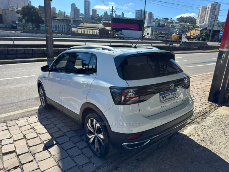 T-CROSS 1.4 HIGHLINE TSI 16V FLEX 4P AUTOMÁTICO - 2021 - CAXIAS DO SUL
