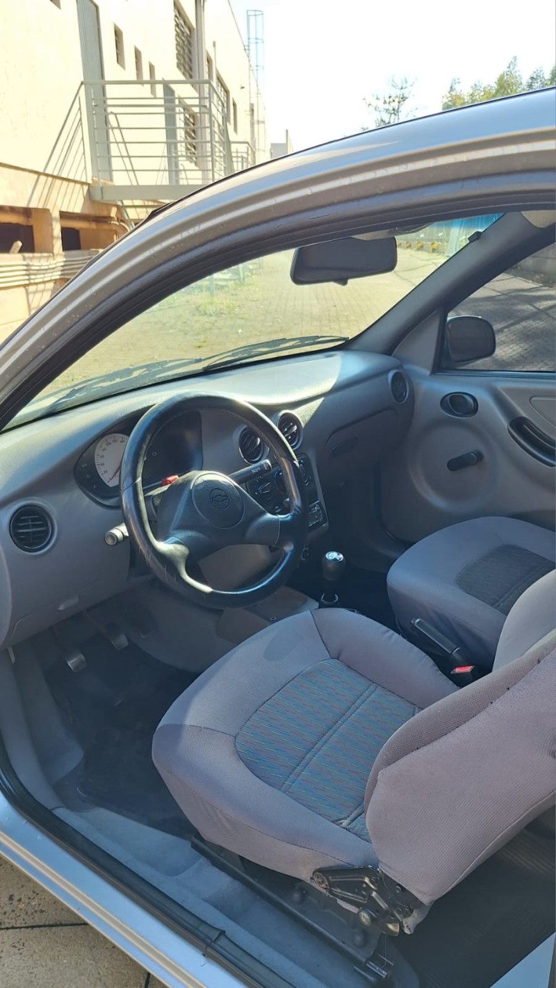 CELTA 1.0 MPFI LS 8V FLEX 2P MANUAL - 2001 - ESTRELA