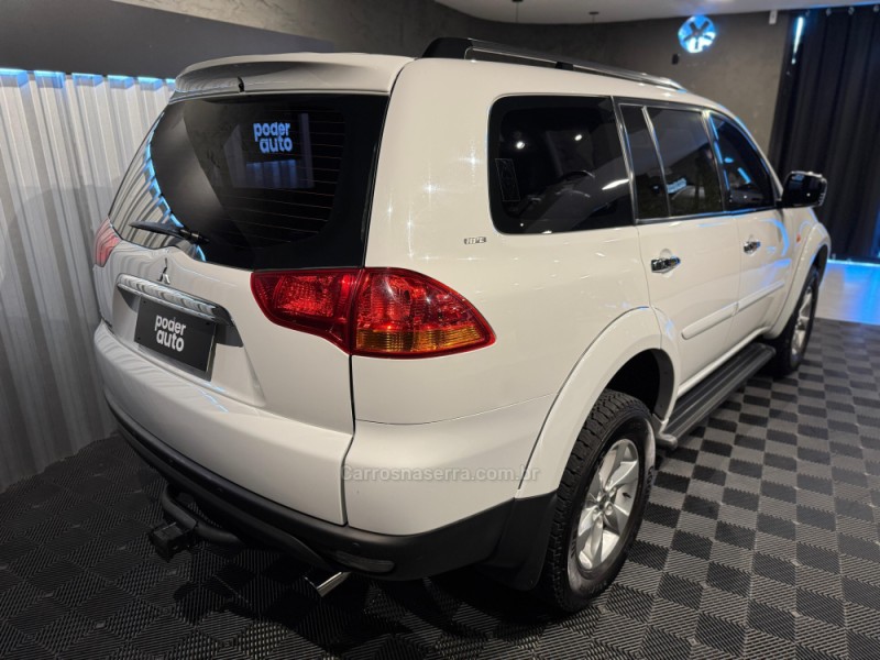 PAJERO DAKAR 3.2 4X4 16V 7 LUGARES TURBO INTERCOOLER DIESEL 4P AUTOMÁTICO - 2012 - FARROUPILHA