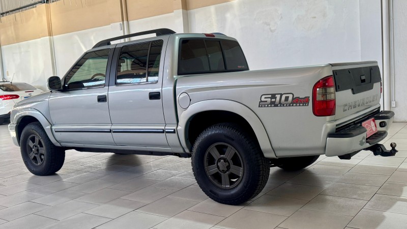 S10 2.8 TORNADO 4X4 CD 12V TURBO ELECTRONIC INTERCOOLER DIESEL 4P MANUAL - 2011 - ESTâNCIA VELHA