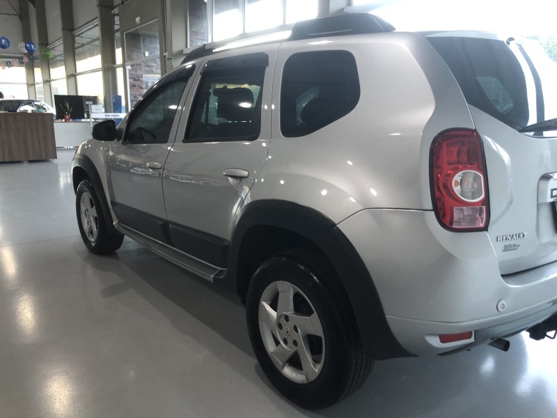 DUSTER 1.6 DYNAMIQUE 4X2 16V FLEX 4P MANUAL - 2013 - VALE REAL