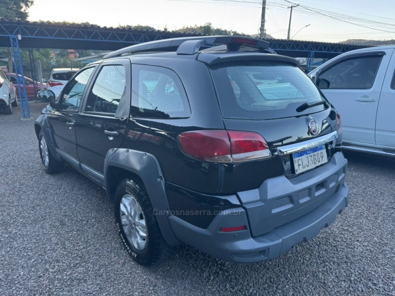 PALIO 1.8 MPI ADVENTURE LOCKER WEEKEND 8V FLEX 4P MANUAL - 2014 - IGREJINHA