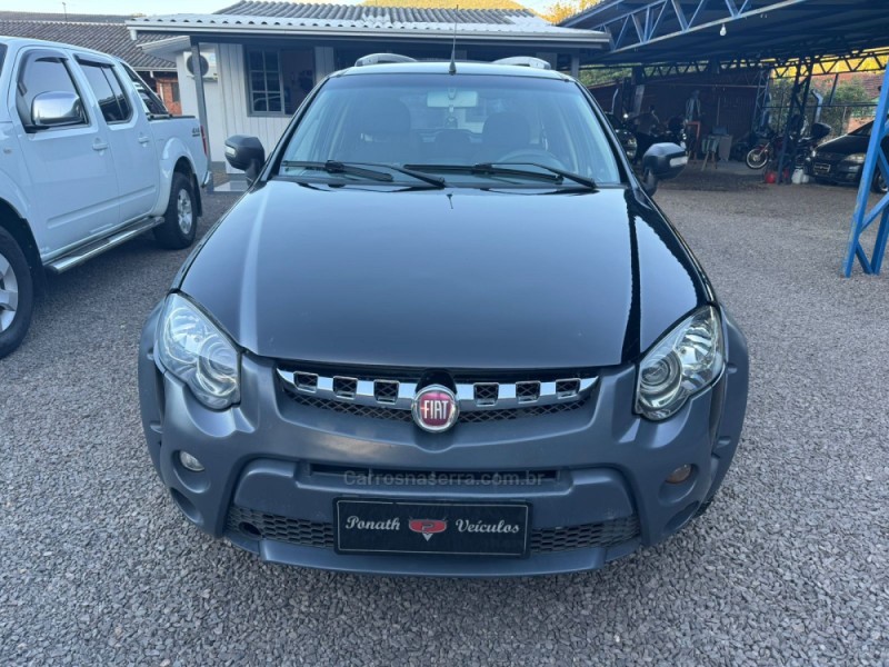 PALIO 1.8 MPI ADVENTURE LOCKER WEEKEND 8V FLEX 4P MANUAL - 2014 - IGREJINHA