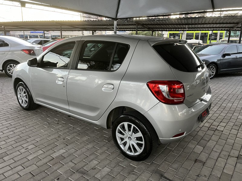 SANDERO 1.6 EXPRESSION 8V FLEX 4P MANUAL - 2016 - CAXIAS DO SUL