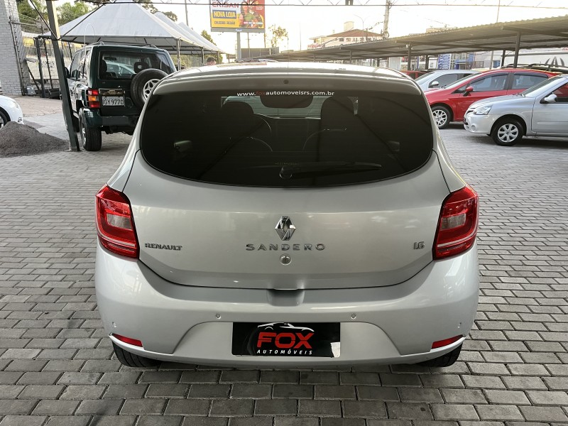 SANDERO 1.6 EXPRESSION 8V FLEX 4P MANUAL - 2016 - CAXIAS DO SUL