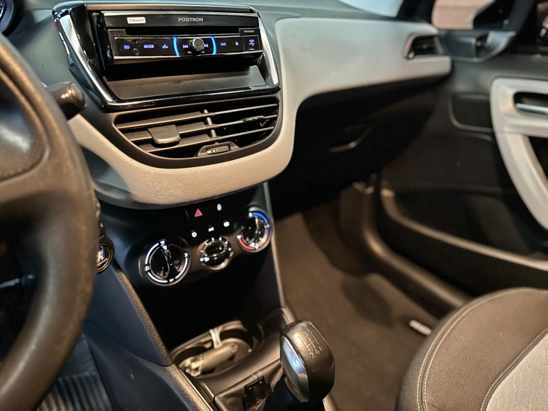 208 1.5 ACTIVE 8V FLEX 4P MANUAL - 2014 - CAXIAS DO SUL