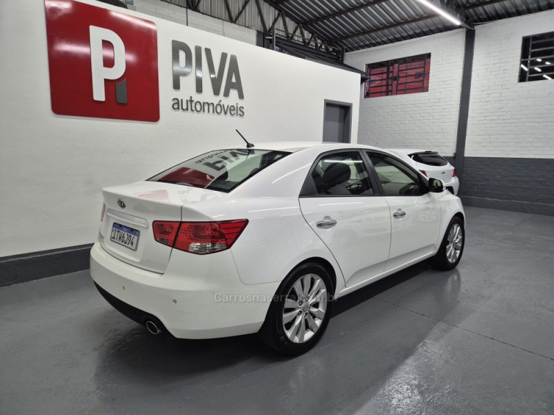 CERATO 1.6 SX3 16V GASOLINA 4P AUTOMÁTICO - 2013 - GARIBALDI