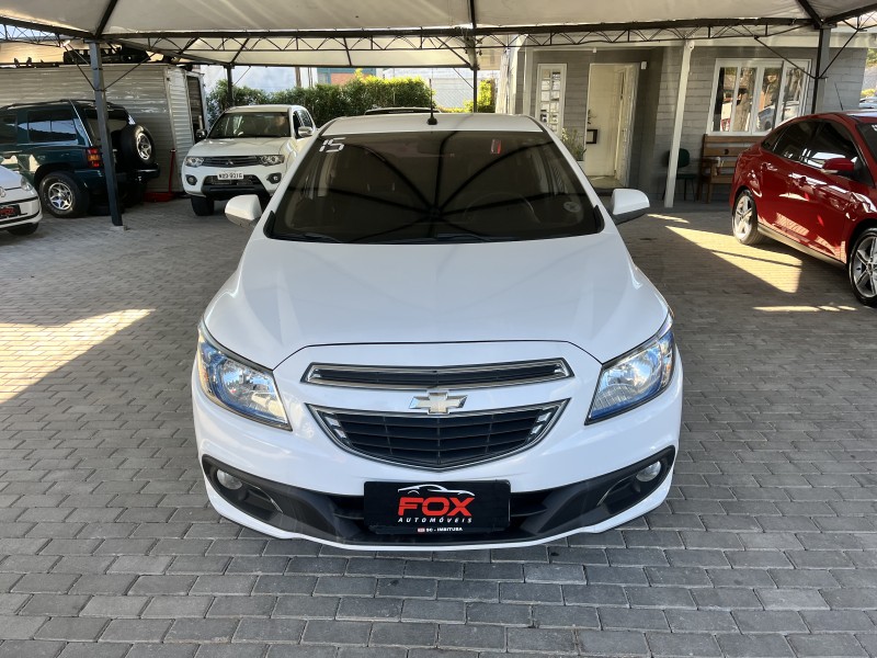 PRISMA 1.4 MPFI LTZ 8V FLEX 4P MANUAL - 2015 - CAXIAS DO SUL