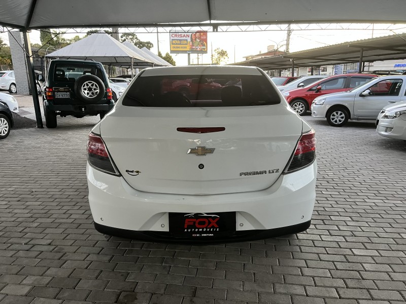 PRISMA 1.4 MPFI LTZ 8V FLEX 4P MANUAL - 2015 - CAXIAS DO SUL