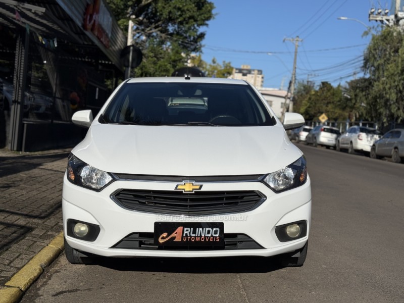 ONIX 1.4 MPFI LT 8V FLEX 4P MANUAL - 2019 - PAROBé