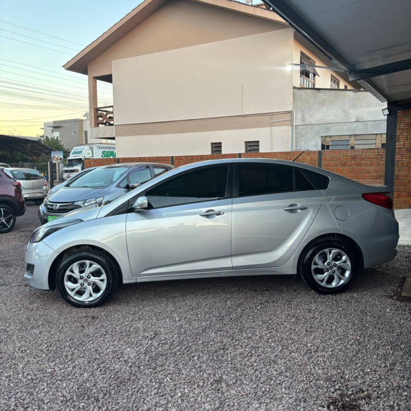 HB20S 1.6 COMFORT PLUS 16V FLEX 4P MANUAL - 2016 - LAJEADO