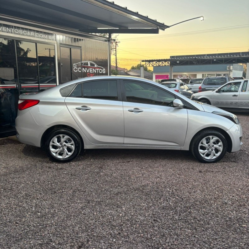 HB20S 1.6 COMFORT PLUS 16V FLEX 4P MANUAL - 2016 - LAJEADO