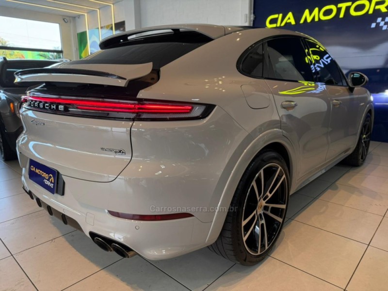 CAYENNE 3.0 V6 COUPÉ AWD HIBRIDO AUTOMÁTICO - 2024 - SãO LEOPOLDO