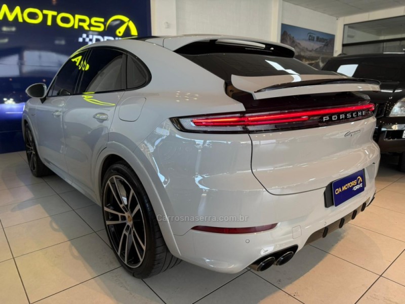CAYENNE 3.0 V6 COUPÉ AWD HIBRIDO AUTOMÁTICO - 2024 - SãO LEOPOLDO