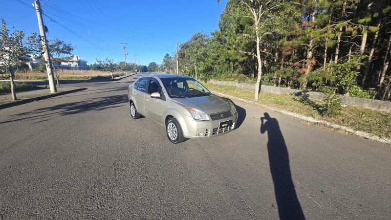 FIESTA 1.6 MPI 8V GASOLINA 4P MANUAL - 2009 - BENTO GONçALVES
