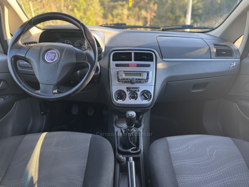 PUNTO 1.4 ATTRACTIVE ITALIA 8V FLEX 4P MANUAL - 2012 - BENTO GONçALVES