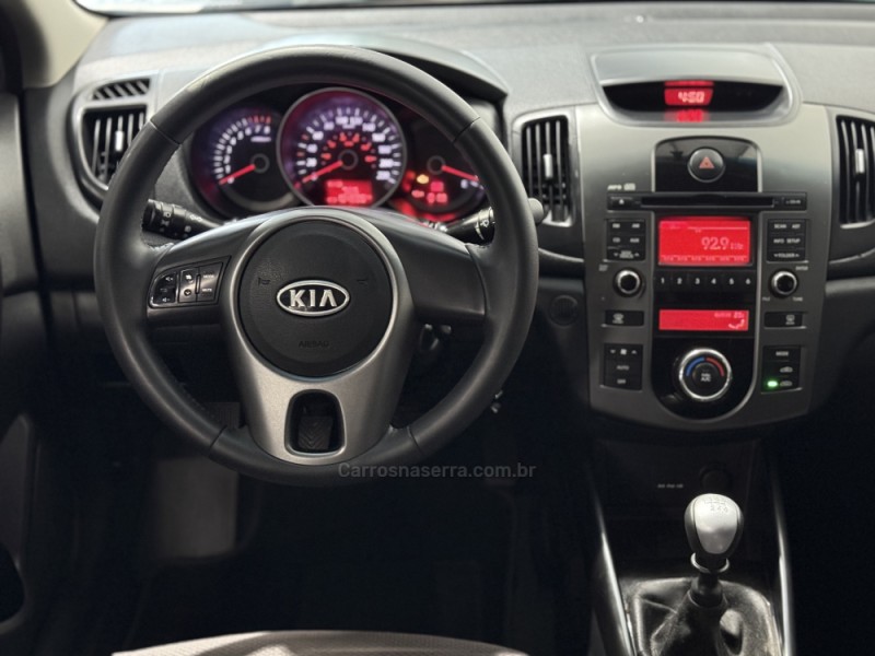 CERATO 1.6 EX3 SEDAN 16V GASOLINA 4P MANUAL - 2011 - NOVO HAMBURGO