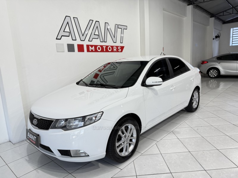 CERATO 1.6 EX3 SEDAN 16V GASOLINA 4P MANUAL - 2011 - NOVO HAMBURGO
