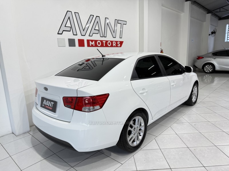 CERATO 1.6 EX3 SEDAN 16V GASOLINA 4P MANUAL - 2011 - NOVO HAMBURGO