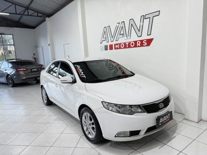 CERATO 1.6 EX3 SEDAN 16V GASOLINA 4P MANUAL - 2011 - NOVO HAMBURGO