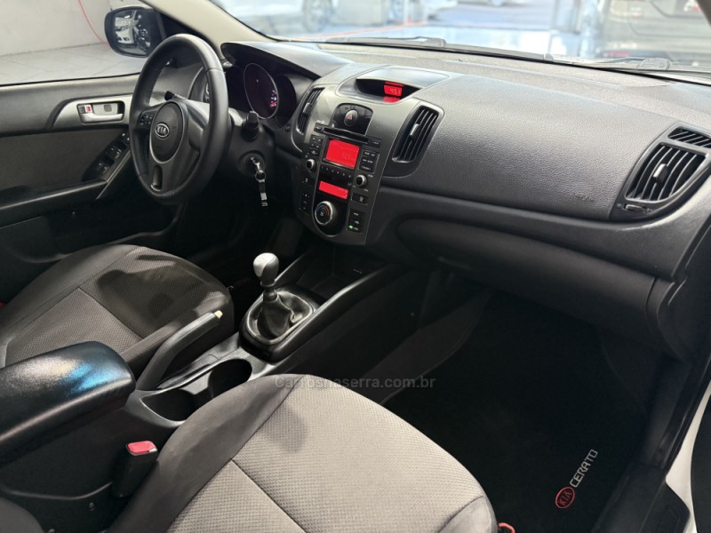 CERATO 1.6 EX3 SEDAN 16V GASOLINA 4P MANUAL - 2011 - NOVO HAMBURGO