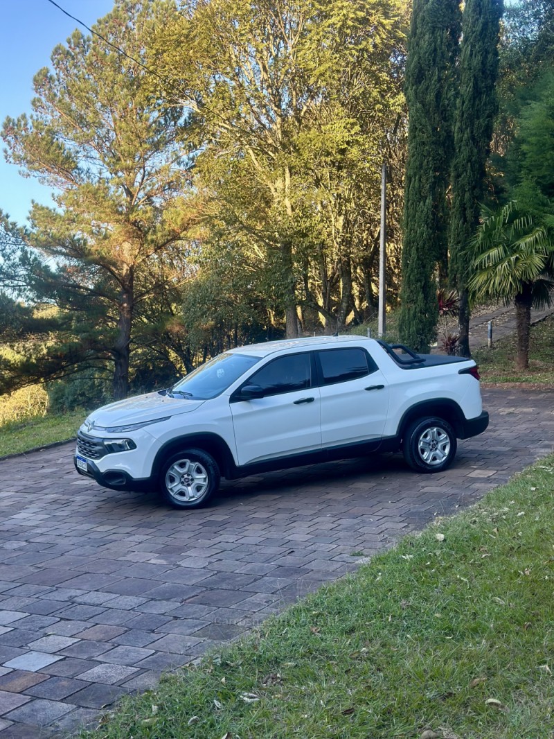 TORO 1.8 16V ENDURANCE FLEX 4P MANUAL - 2021 - CAXIAS DO SUL