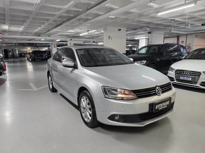 JETTA 2.0 COMFORTLINE FLEX 4P TIPTRONIC - 2014 - PORTO ALEGRE