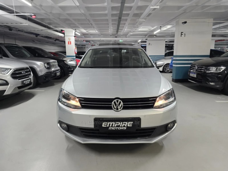 JETTA 2.0 COMFORTLINE FLEX 4P TIPTRONIC - 2014 - PORTO ALEGRE