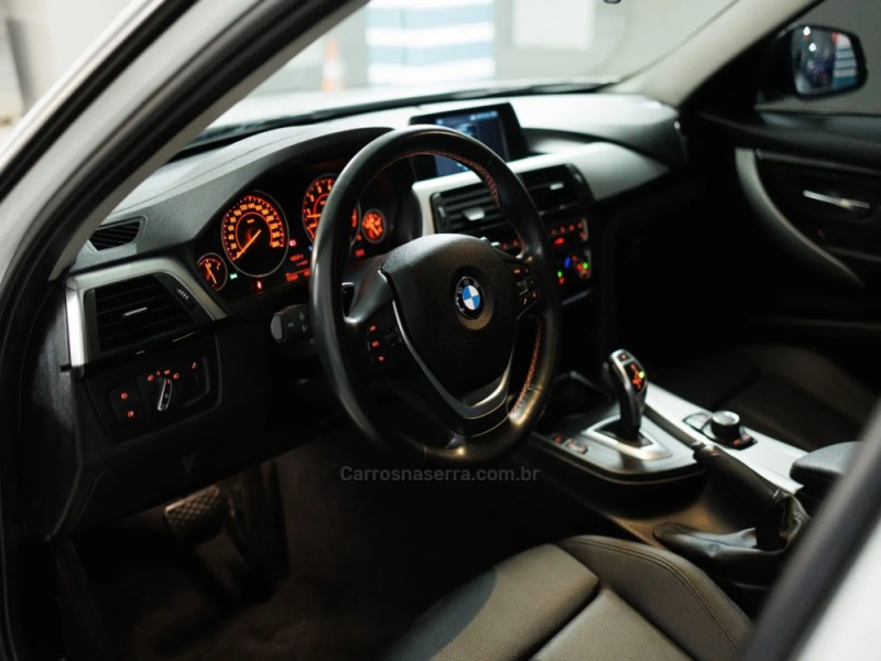 320I 2.0 16V TURBO ACTIVE FLEX 4P AUTOMÁTICO - 2018 - PORTO ALEGRE