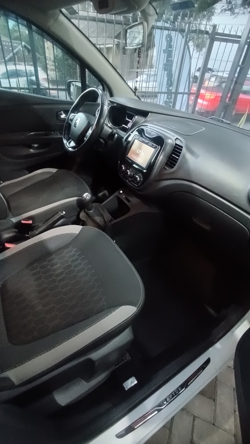 CAPTUR 1.6 16V SCE FLEX ZEN MANUAL - 2018 - CAXIAS DO SUL