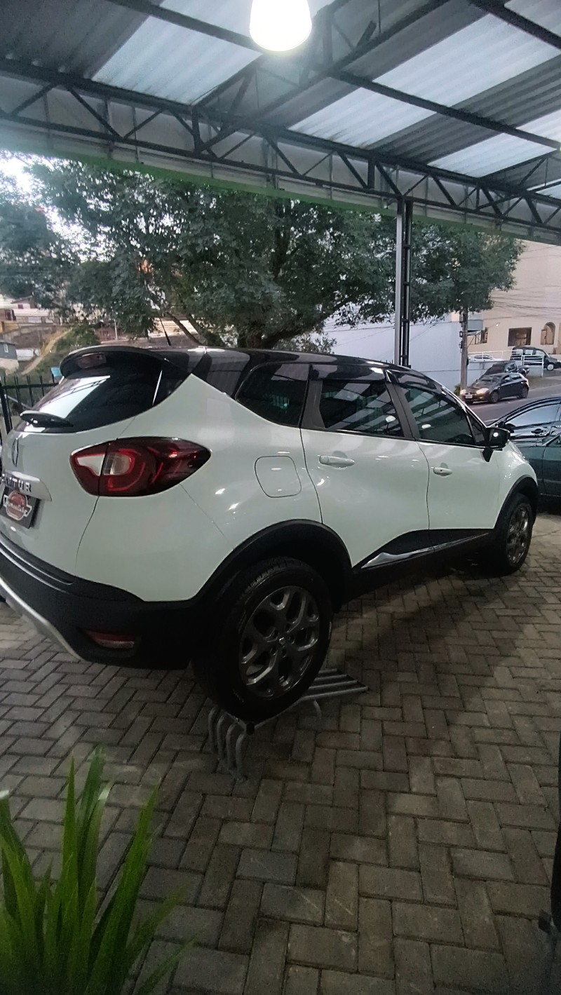 CAPTUR 1.6 16V SCE FLEX ZEN MANUAL - 2018 - CAXIAS DO SUL