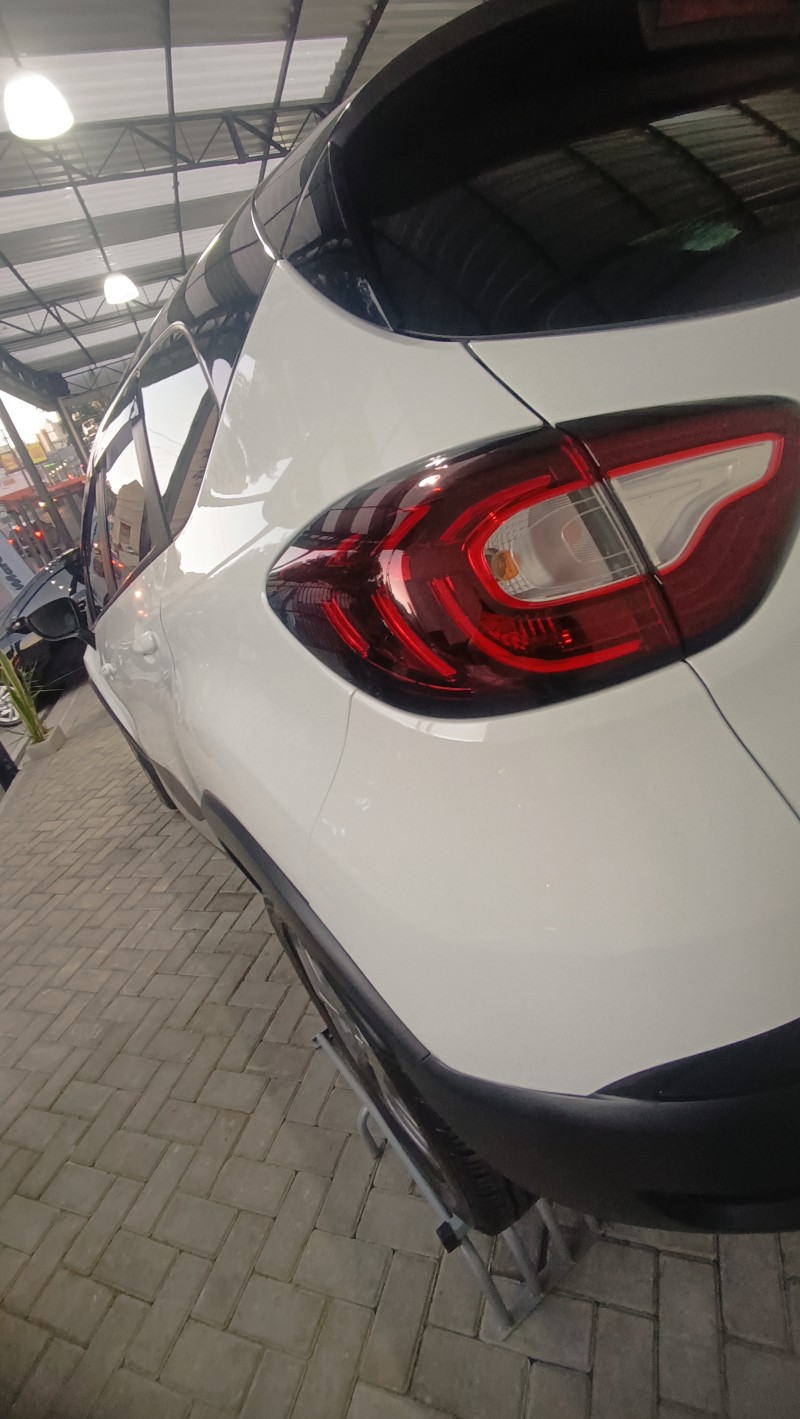 CAPTUR 1.6 16V SCE FLEX ZEN MANUAL - 2018 - CAXIAS DO SUL