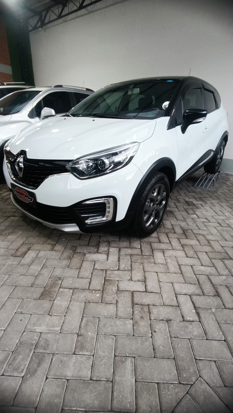 CAPTUR 1.6 16V SCE FLEX ZEN MANUAL - 2018 - CAXIAS DO SUL