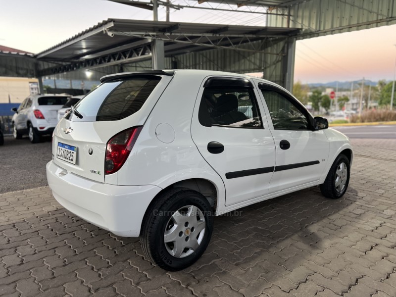 CELTA 1.0 MPFI LS 8V FLEX 4P MANUAL - 2012 - BOM PRINCíPIO