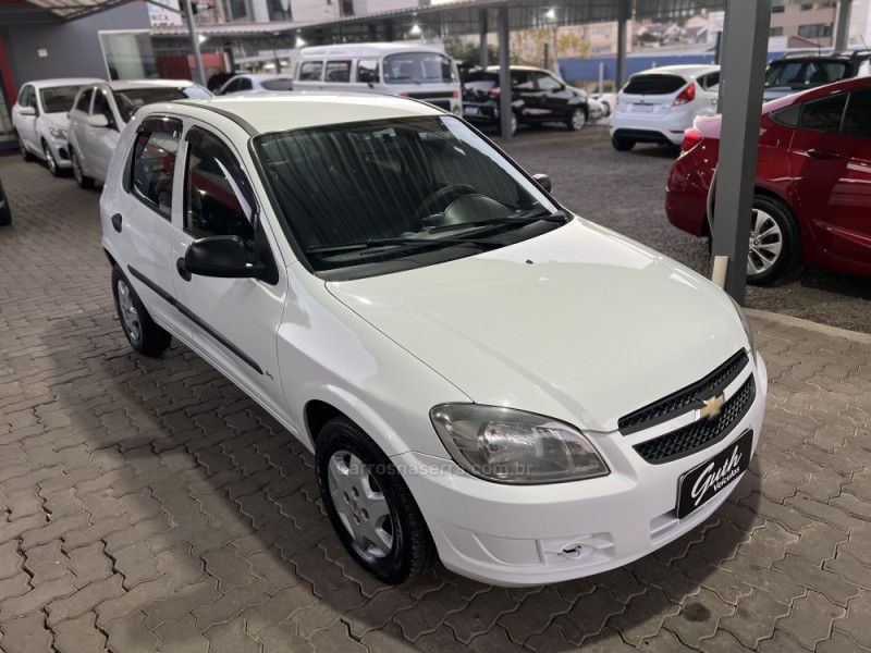 CELTA 1.0 MPFI LS 8V FLEX 4P MANUAL - 2012 - BOM PRINCíPIO