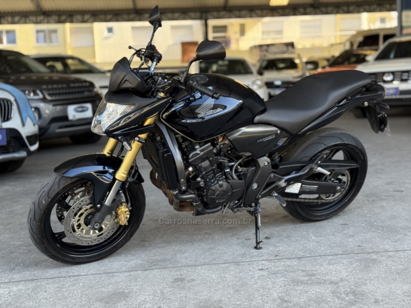 CB 600F HORNET - 2011 - CAXIAS DO SUL