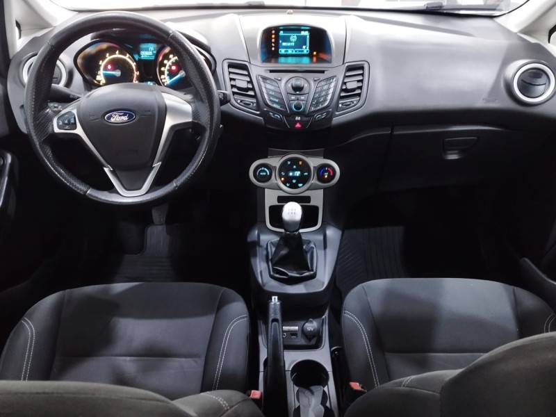 FIESTA 1.6 SE HATCH PLUS 16V FLEX 4P MANUAL - 2014 - CAXIAS DO SUL