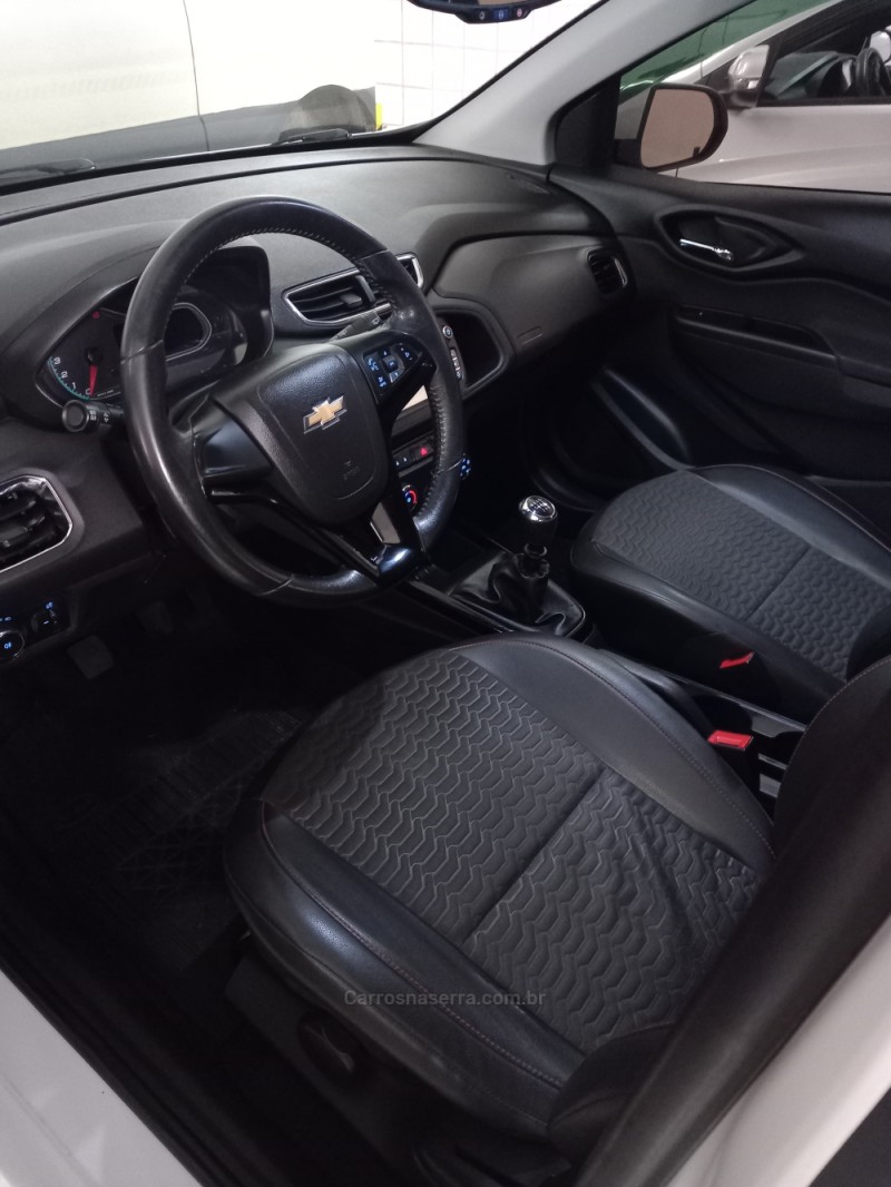ONIX 1.4 MPFI LTZ 8V FLEX 4P MANUAL - 2017 - BENTO GONçALVES