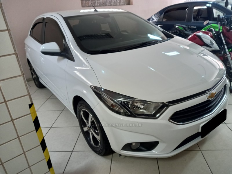 ONIX 1.4 MPFI LTZ 8V FLEX 4P MANUAL - 2017 - BENTO GONçALVES