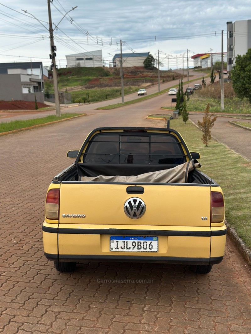 SAVEIRO 1.6 CL CS 8V GASOLINA 2P MANUAL - 2000 - CAXIAS DO SUL