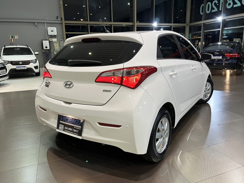 HB20 1.0 COMFORT PLUS 12V FLEX 4P MANUAL - 2014 - FARROUPILHA