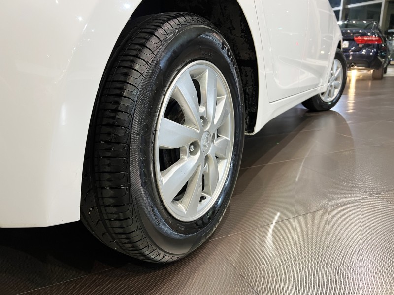 HB20 1.0 COMFORT PLUS 12V FLEX 4P MANUAL - 2014 - FARROUPILHA
